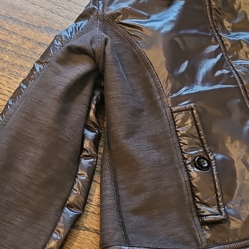 lululemon athletica pedal power Black Utility Jacket - Picture 8 of 8